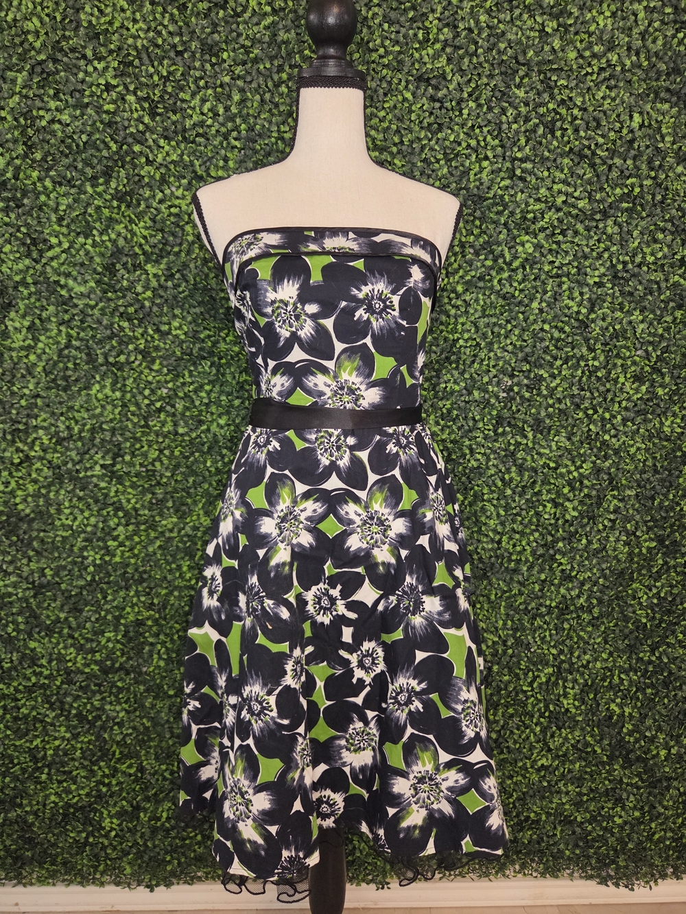 Snap Strapless Floral Midi Dress in Black, White & Green
